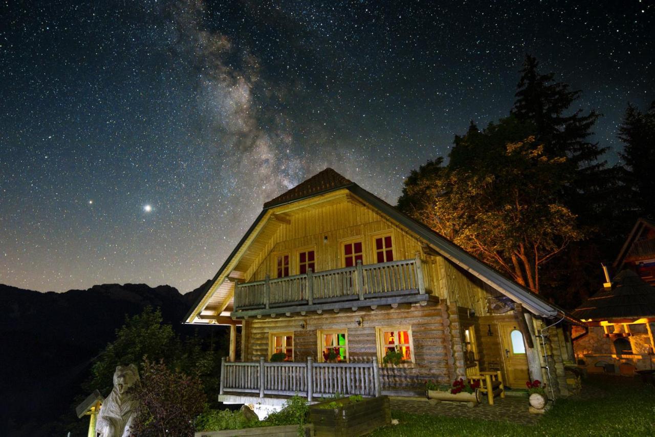 Holiday Chalet "Alpine Dreams" With Private Wellness Solčava エクステリア 写真