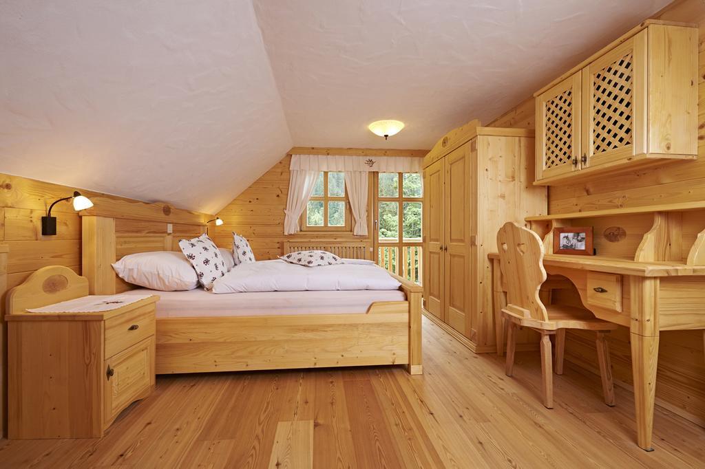 Holiday Chalet "Alpine Dreams" With Private Wellness Solčava 部屋 写真